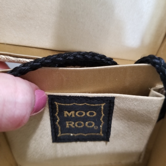 Moo Roo Handmade Purse - Picture 8 of 8